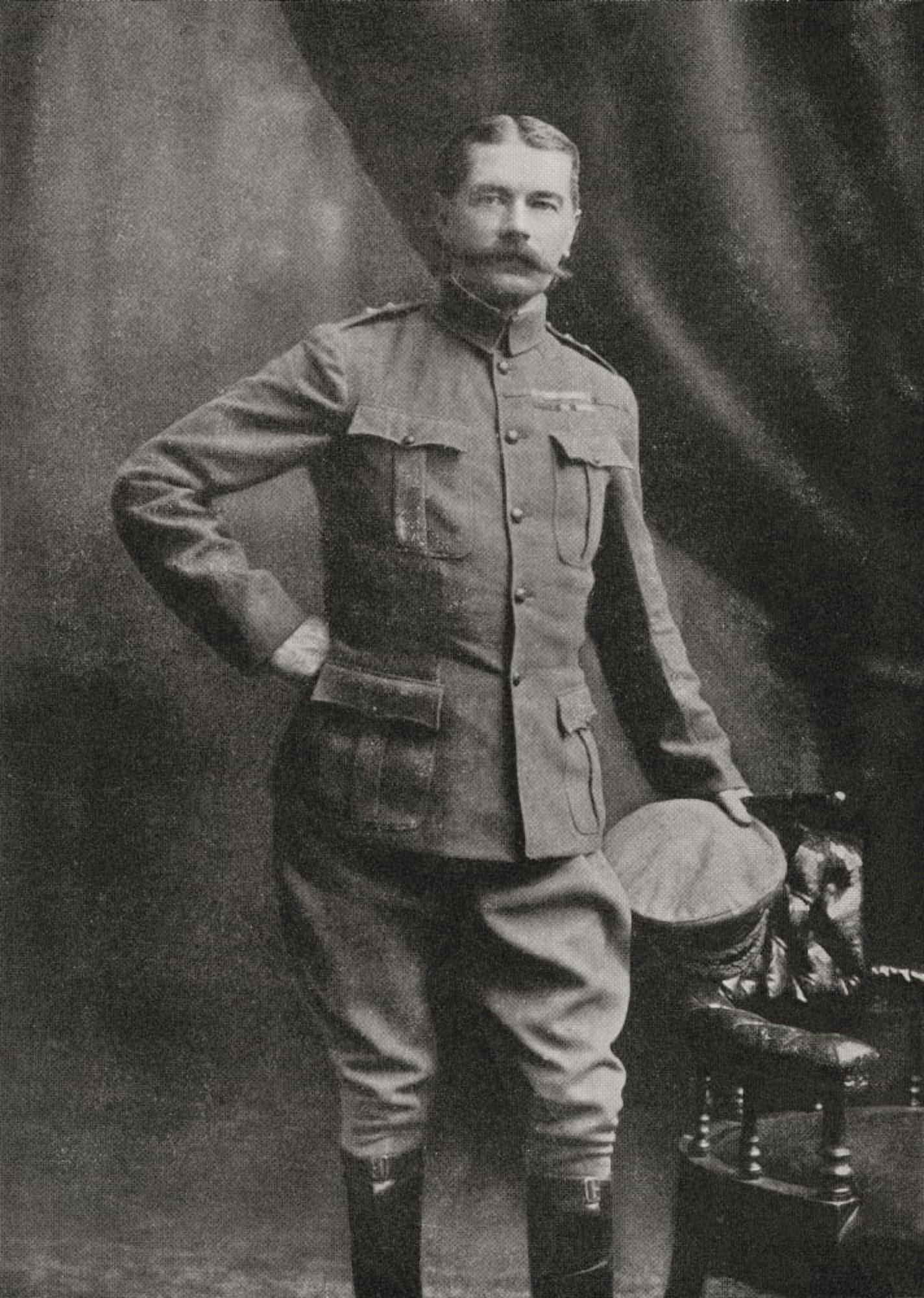 Lord Kitchener in South African Campaign uniform Field Marshal Horatio Herbert Kitchener 1st Earl Kitchener 1850 Canvas Art - Ken Welsh Design Pics (22 x 32)