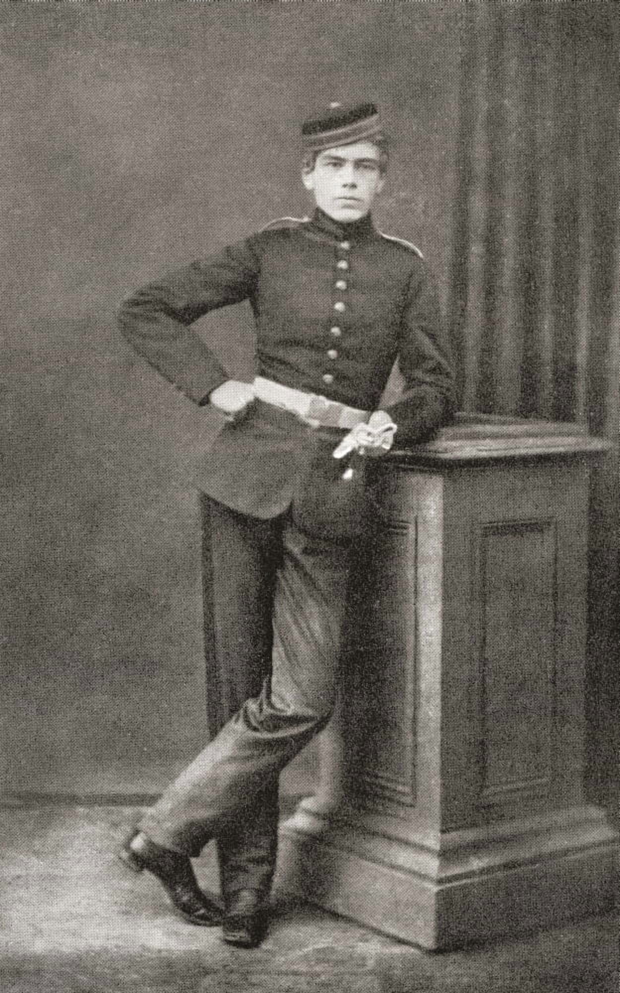 Lord Kitchener as a cadet at Woolwich Academy aged 17 Field Marshal Horatio Herbert Kitchener 1st Earl Kitchener 1850 Canvas Art - Ken Welsh Design Pics (11 x 17)