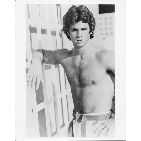 Lorenzo lamas beefcake barechested pin-up 1980's 8x10 inch photo Falcon Crest