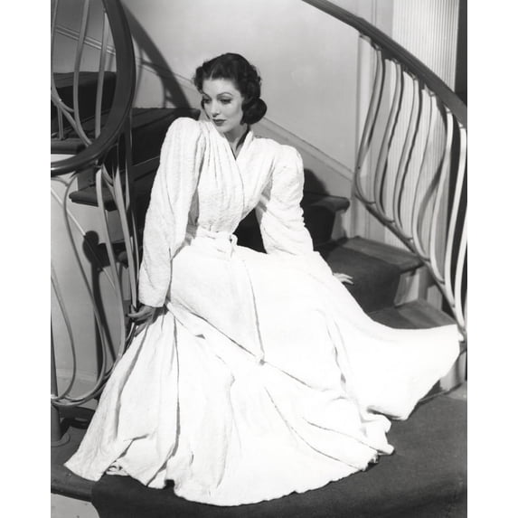 Loretta Young Old White Long Sleeve Dress Photo Print (8 x 10)
