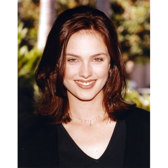 Lori Rom Close Up Portrait Photo Print (8 x 10)