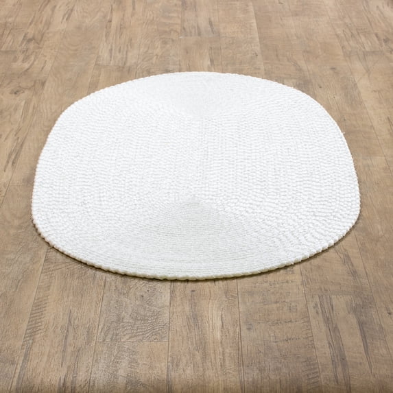 Lorie Country White Braided Area Rug 2' x 3' Oval
