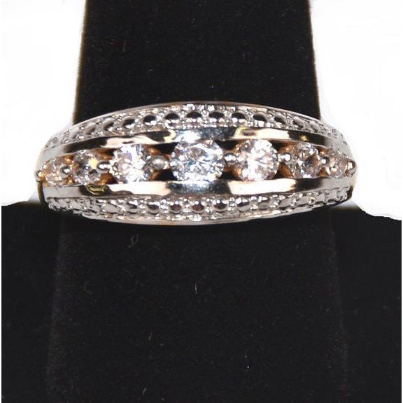 Lot of 102 Pieces Women's Sparkling cz Rings Number 7