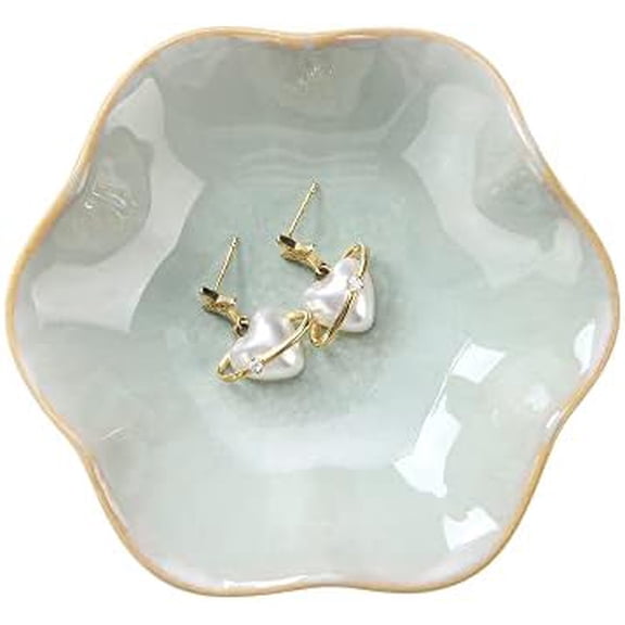 Lotus Leaf Shape Decorative Ring Tray, Small Key Bowl, Ceramic Trinket Tray Jewelry Dish Organizing Necklace Earrings, Home Decoration for Mom Best Friend Sister, Light Green.