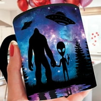 Lotusprinthandmade Bigfoot And UFO Black Ceramic Mug (11oz) (Made In US), Funny Bigfoot Coffee Mug