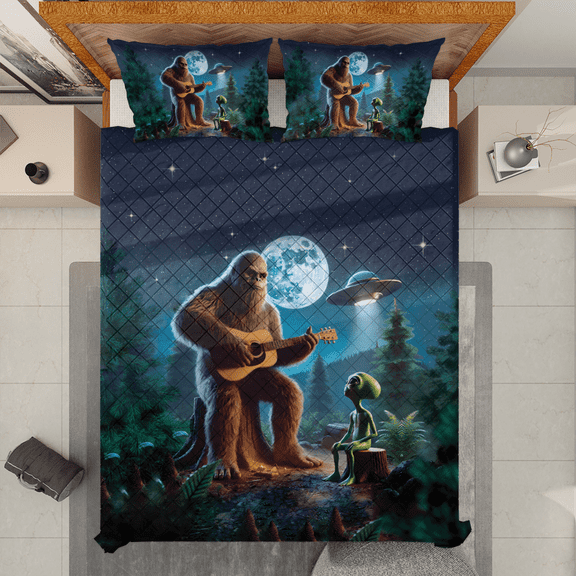 Lotusprinthandmade Bigfoot And UFO Quilt Bedding Set (White Binding) 5 Sizes (Made in Vietnam) (80x90), Sasquatch And Alien-Themed Quilt Set