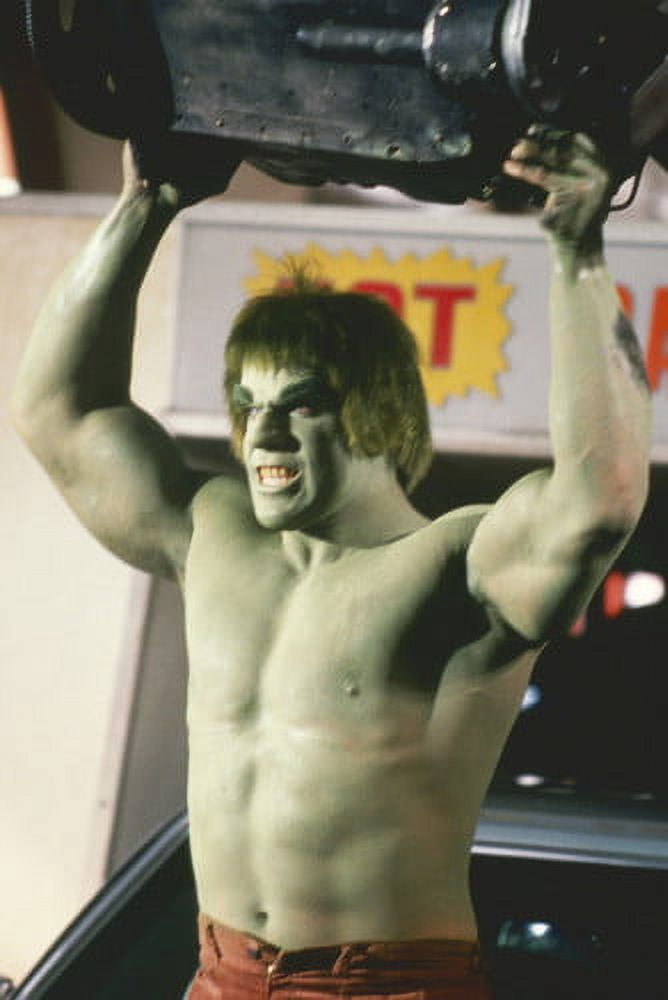 Lou Ferrigno in The Incredible Hulk angry and green barechested 24x36 ...