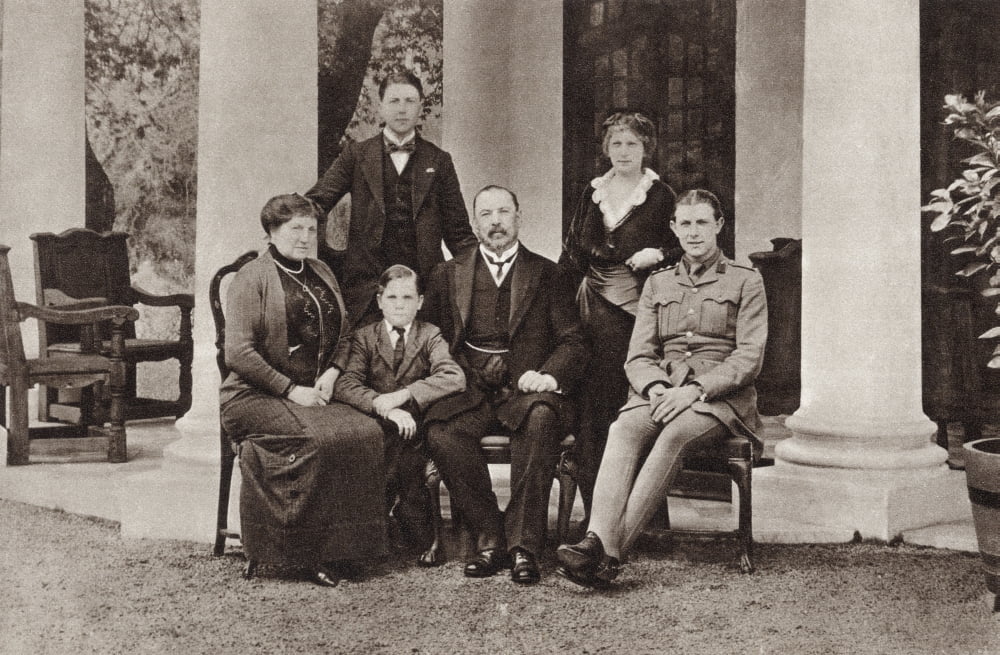 Louis Botha And His Family Louis Botha 1862 To 1919 Afrikaner And First Prime Minister Of The Union Of South Africa From The Illustrated War News 1915 Canvas Art - Ken Welsh Design Pics (18 x 11)