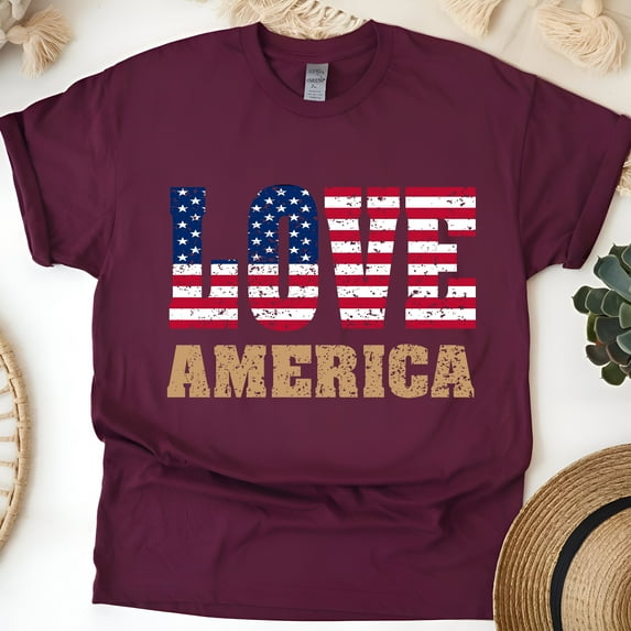 Love America Independence Day Tee - USA Flag 4th of July Patriotic T-Shirt for Men and Women