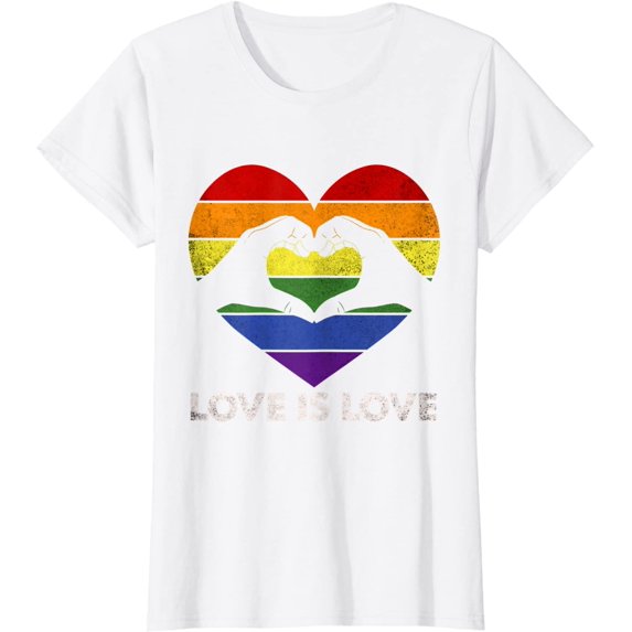 Love Heart Lesbian Pride LGBT LGBTQ Rainbow Flag Gift T-Shirt