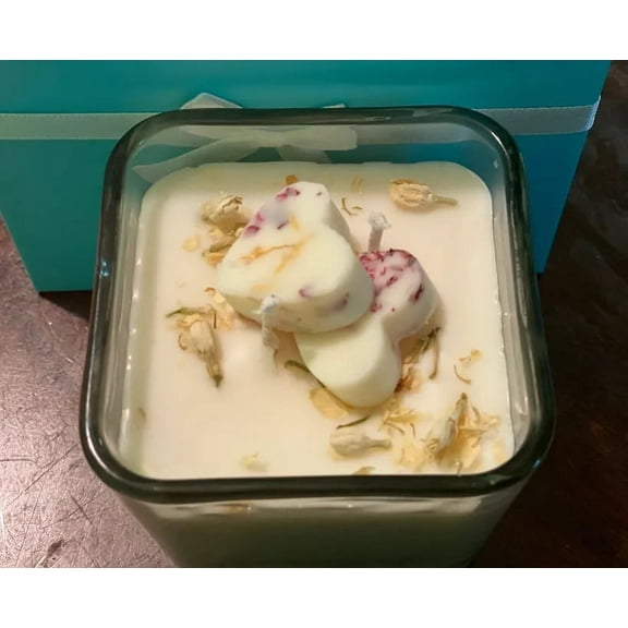 Love Knot Candle Shop Peace & Love Hand Poured Soy Candle 12 oz Red Flowers