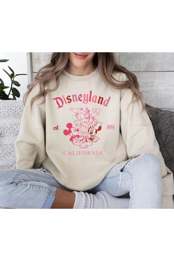 Love Sweater Disneyland Honeymoon Crewneck Pooh And Friends Sweatshirt All size S-3XL