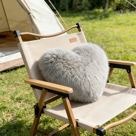 Love-Themed Plush Throw Pillow, Heart-Shaped Soft Cushion For Comfortable Binge-Watching Tv Series At Home, Suitable As A Sweet Gift For Friends And Family