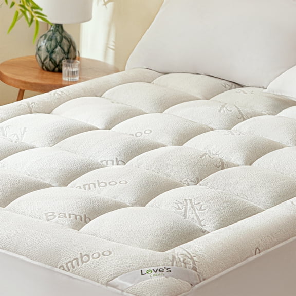 Love's cabin Full Mattress Topper, 900 GSM Thick Bamboo Mattress Topper Down Alternative Fill, Soft Plush Pillow Top Mattress Pad with 8-20" Deep Pocket, 54"x75"