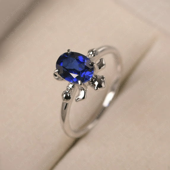 Lovely animals turtle ring, sapphire statement ring, oval cut, sterling silver, September birthstone