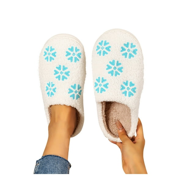 Lovskoo Christmas Slippers for Women Indoor Soft Warm Fleece Bedroom Reindeer Slippers Fall Winter Home Slippers White
