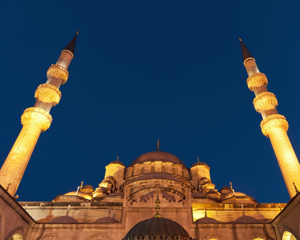 Low angle view of mosque of the valide sultan at nightIstanbul turkey Canvas Art - Keith Levit Design Pics (17 x 13)