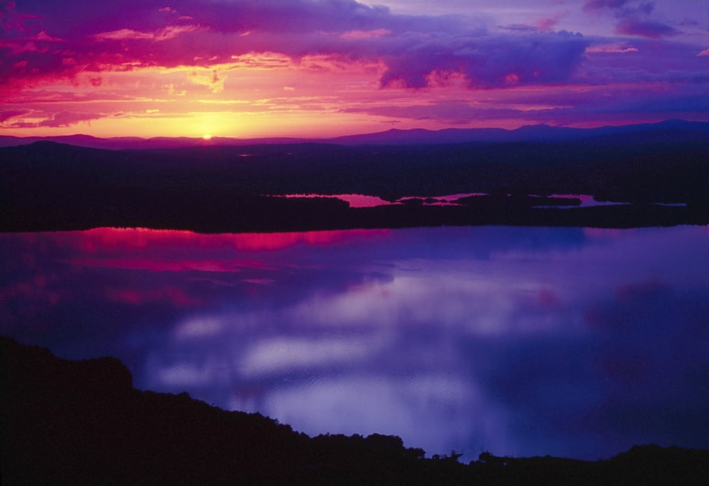 Lower Lough Erne County Fermanagh Ireland Sunset Over Lake Canvas Art - Gareth McCormack Design Pics (18 x 12)