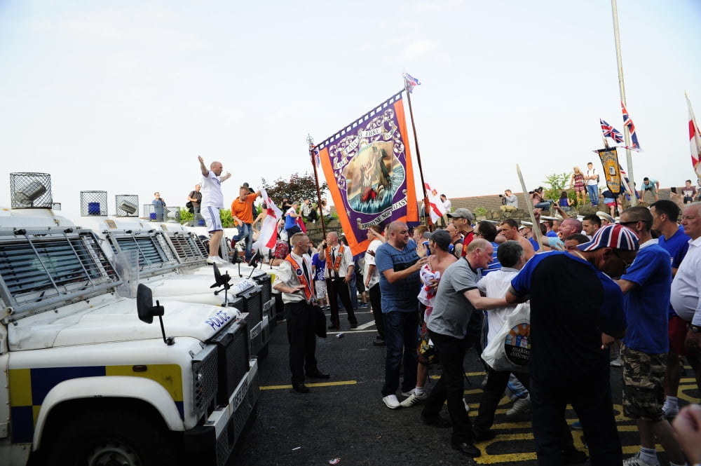 Loyalist protesters attack police lines at the Albertbridge Road in Belfast Northern Ireland Canvas Art - Andrew ChittockStocktrek Images (35 x 23)