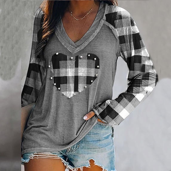 UTTOASFAY Womans Shirts Clearance Women Autumn V-Neck Love Printing Blouse Long Sleeve Casual Loose T-Shirt Top Gray 4(S)