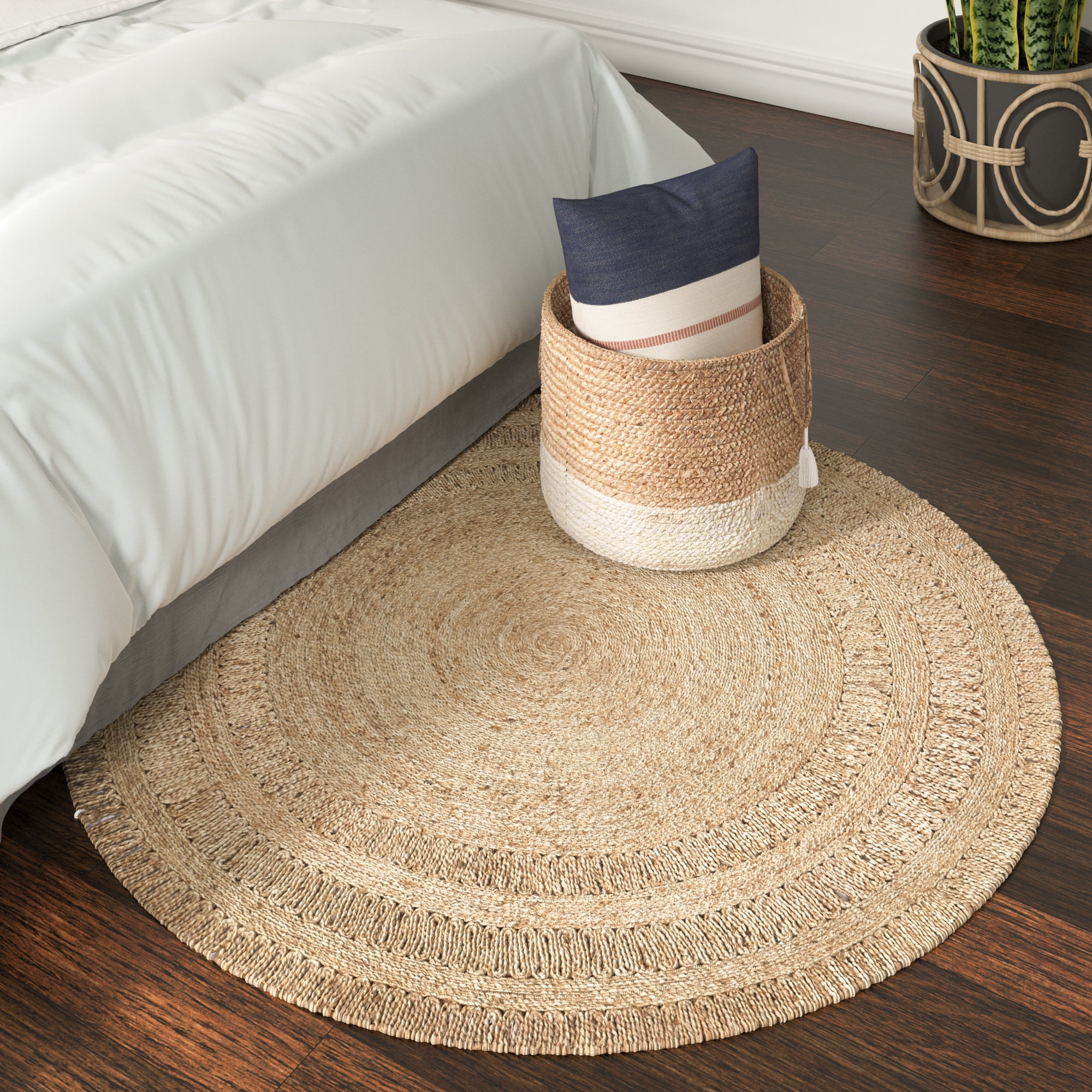 Natural Jute Hand Braided Dandelion Daydream Gray Round Indoor Rug (4' top x 4'), Hand Braided / Hand Loomed, Modern Style