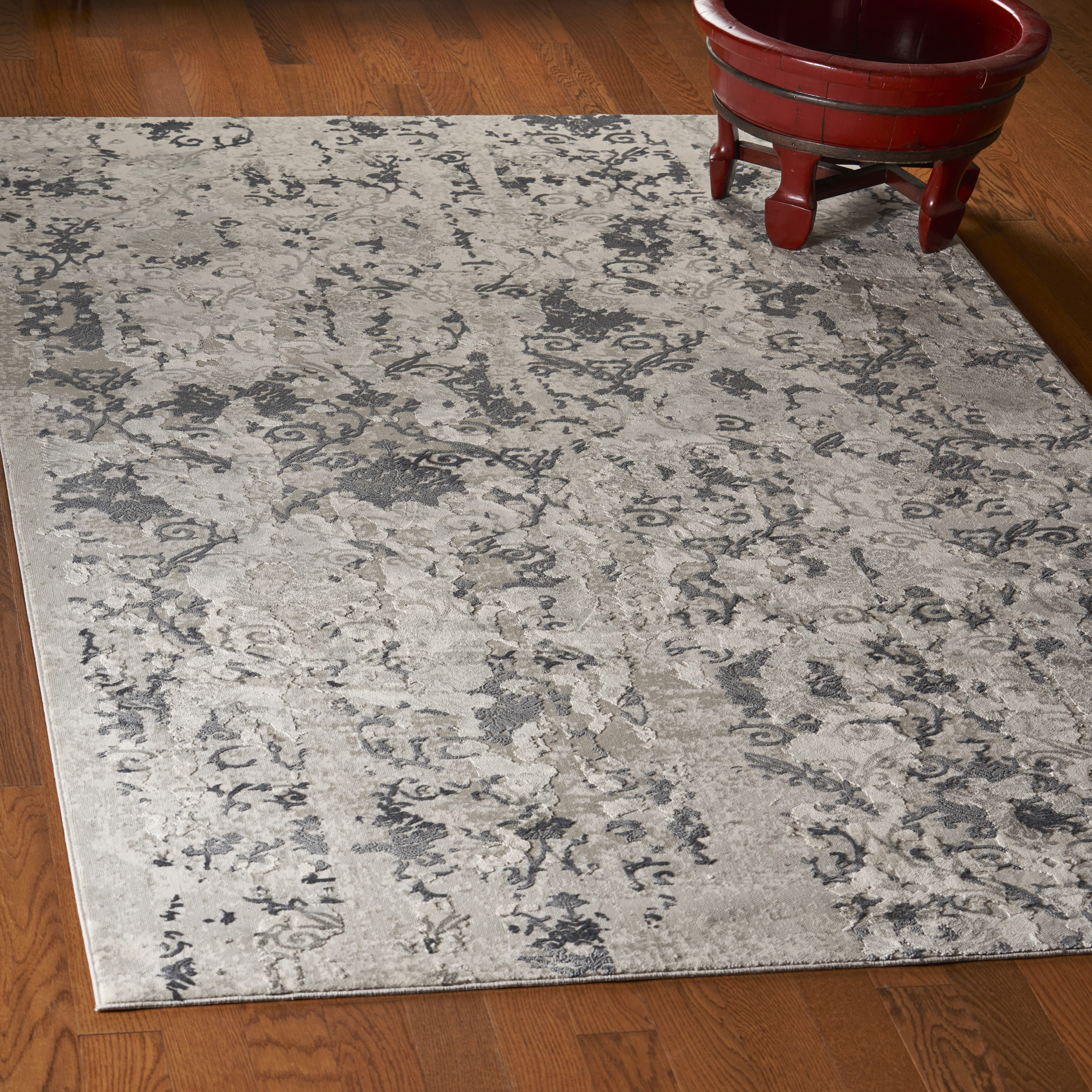 LR Home Neutral Distressed Damask Accent Rug, Cream / Gray, 1'10" x 3'