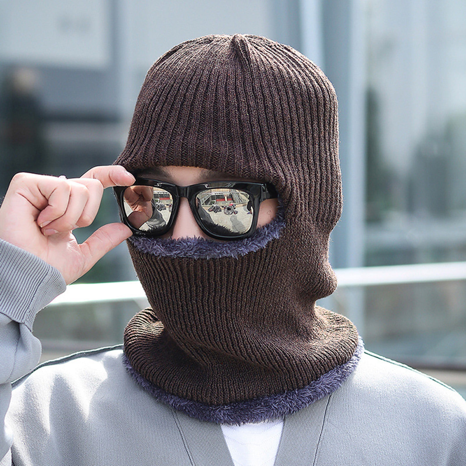 2-Piece Men's Beanie & Scarf Set - Knit Skull Cap With Fleece-Lined Neck Warmer, Gray