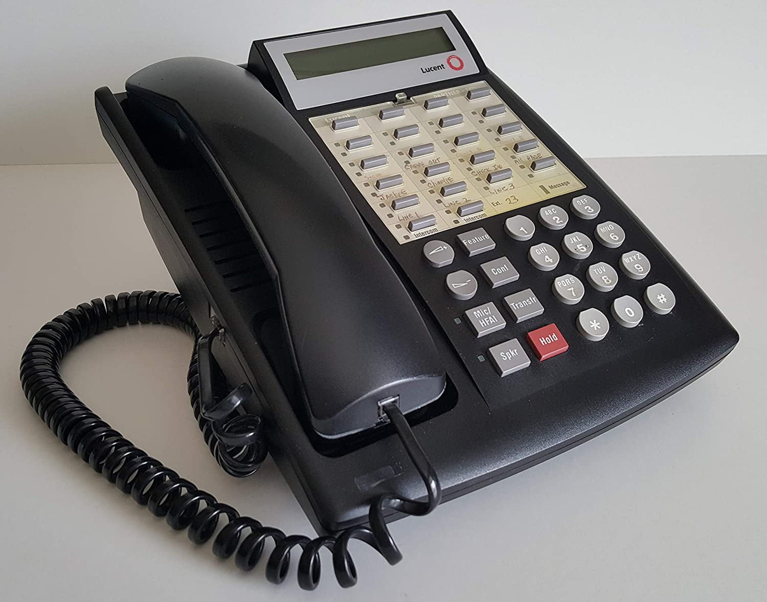 Lucent Avaya Partner 18D Euro 108236712 Black Telephone with Base