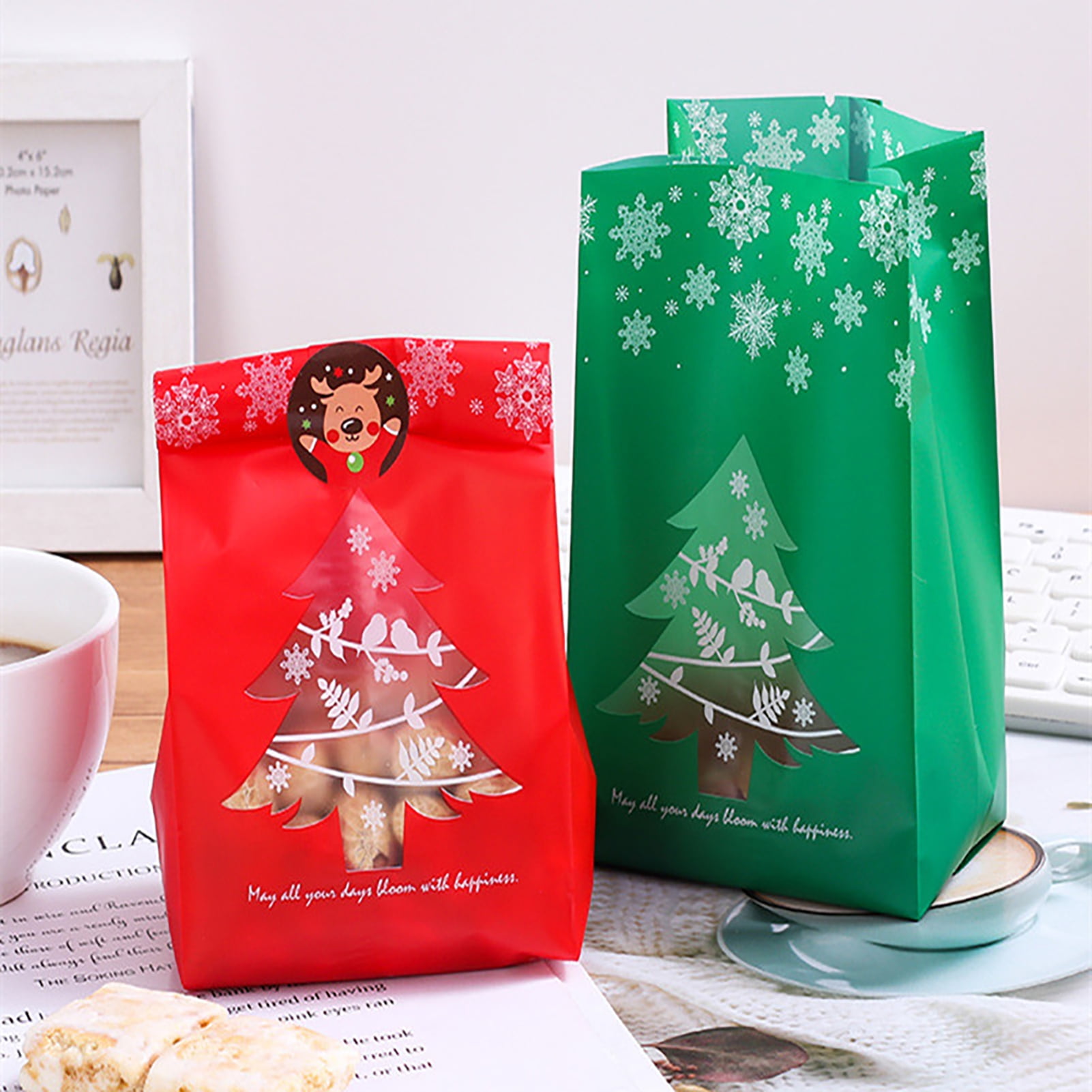 4x6in Matte Green Mylar Christmas Tree Stand up Zip Lock Gift Bag w/  Desiccant