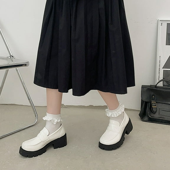 Lufly Small Fragrant Style Round-toe Pearl French Retro Mary Shoes For Women Flat Shallow Mouth Gentle Patent Leather Spring