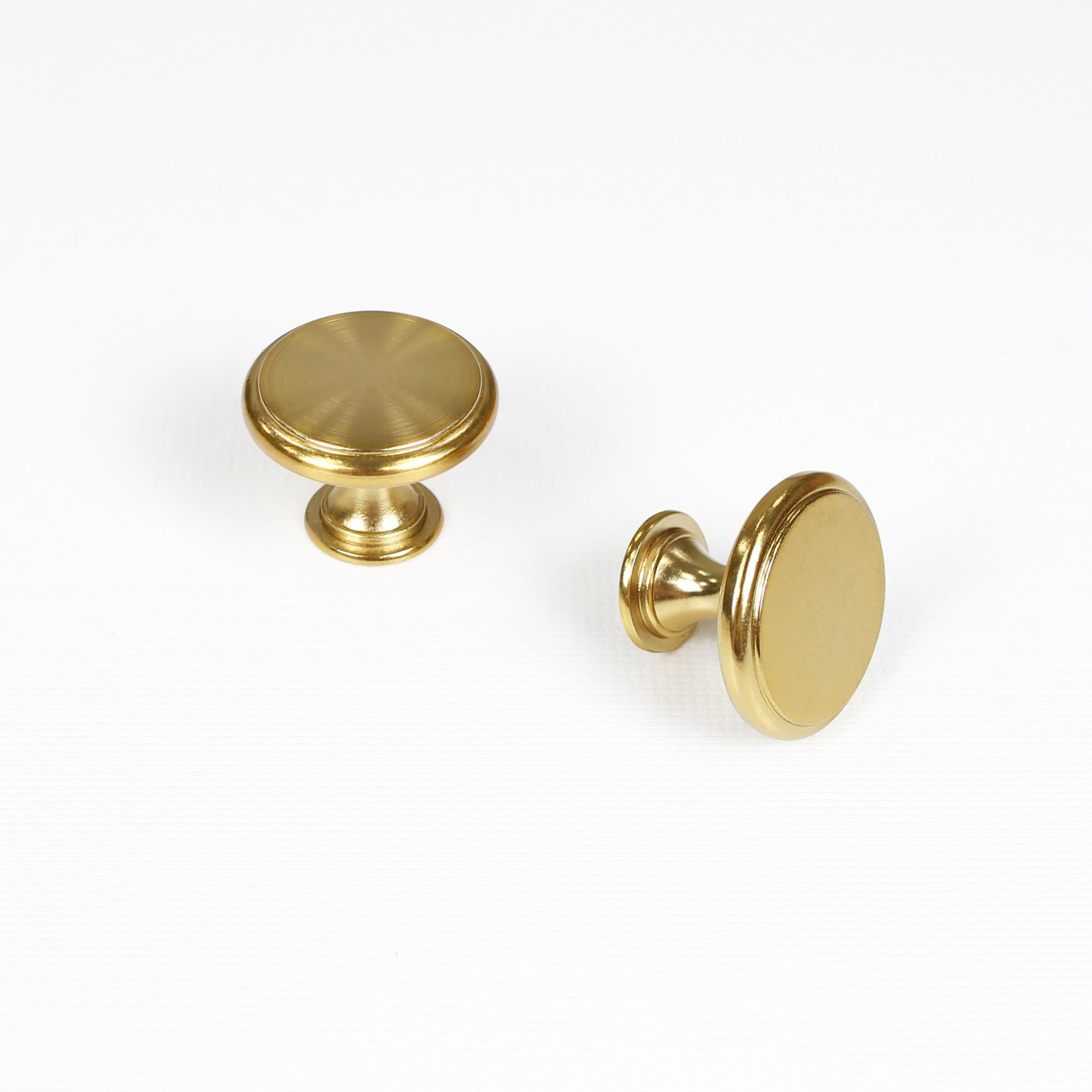 Lumi Home Furnishings Cabinet Knob Classic Brass 2-Pack