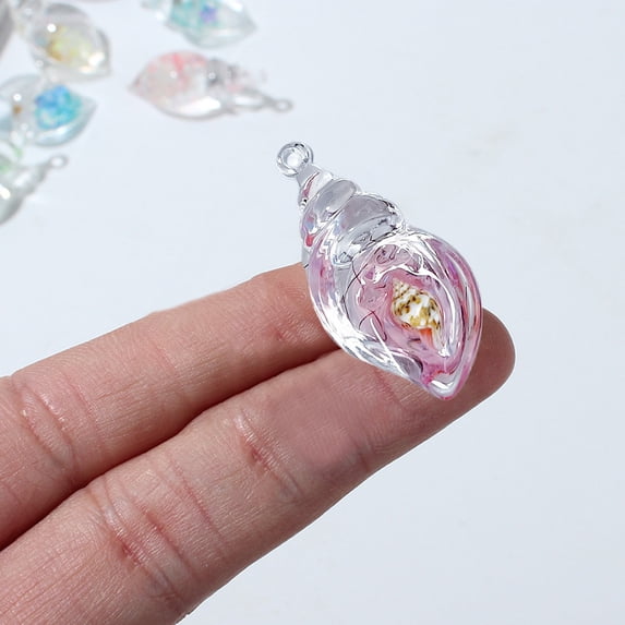 Luminous Sea Conch Ornaments, Resin Sea Shells Hanging Pendant, Multi-color Seashell Conch Shells Jewelry Decorations for DIY Crafts Necklaces Earrings Keychains Holiday Christmas Decor