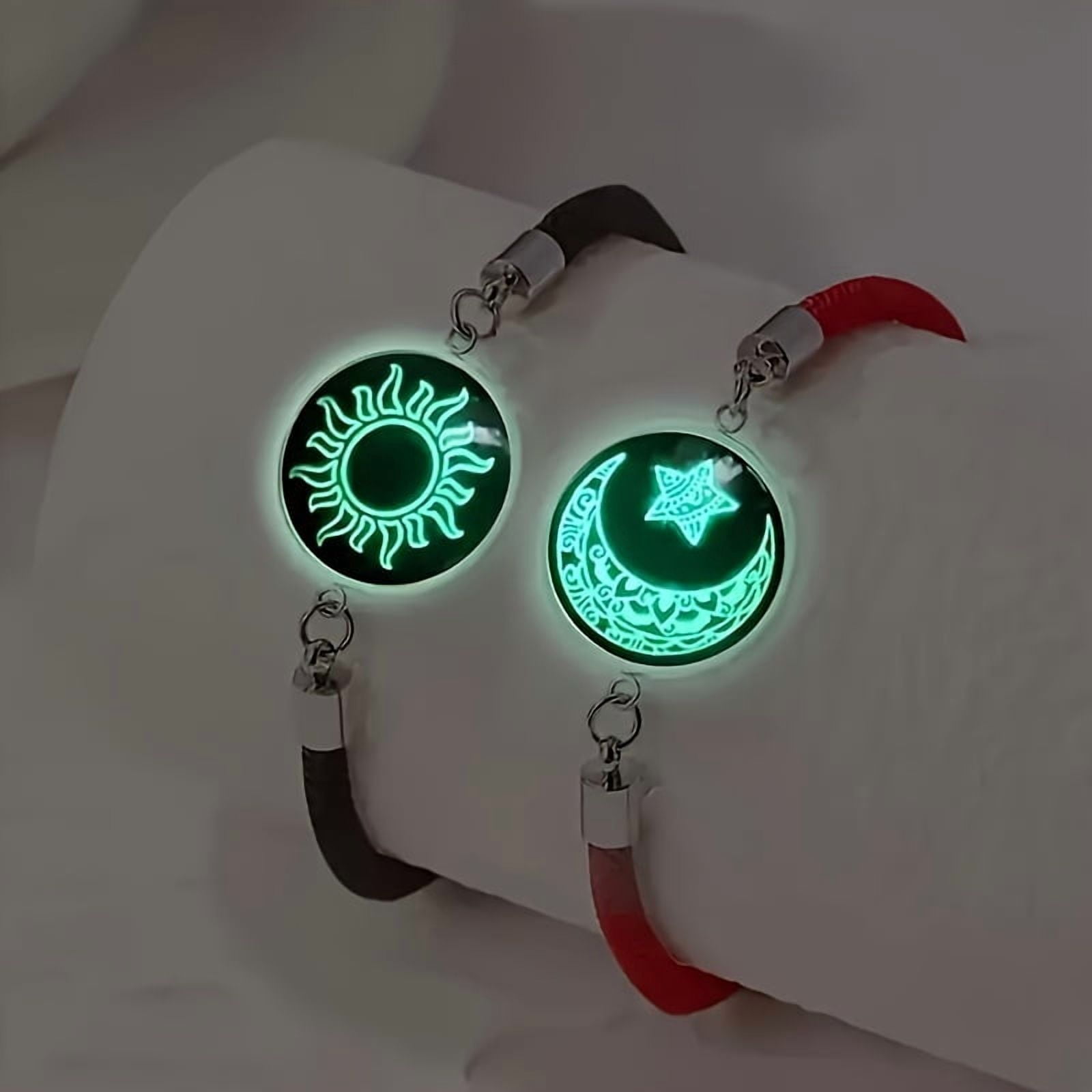 GENERIC Luminous Stainless Steel 2-piece/set Fashion Couple Sun, Moon, And Star Boyfriend And Girlfriend Gift Box - Sweat Resistant And Non Fading - Good Friend Combination Luminous Bracelet Set,Black