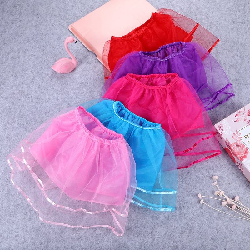 Luminous butterfly wings on the back of little girl props wonderful