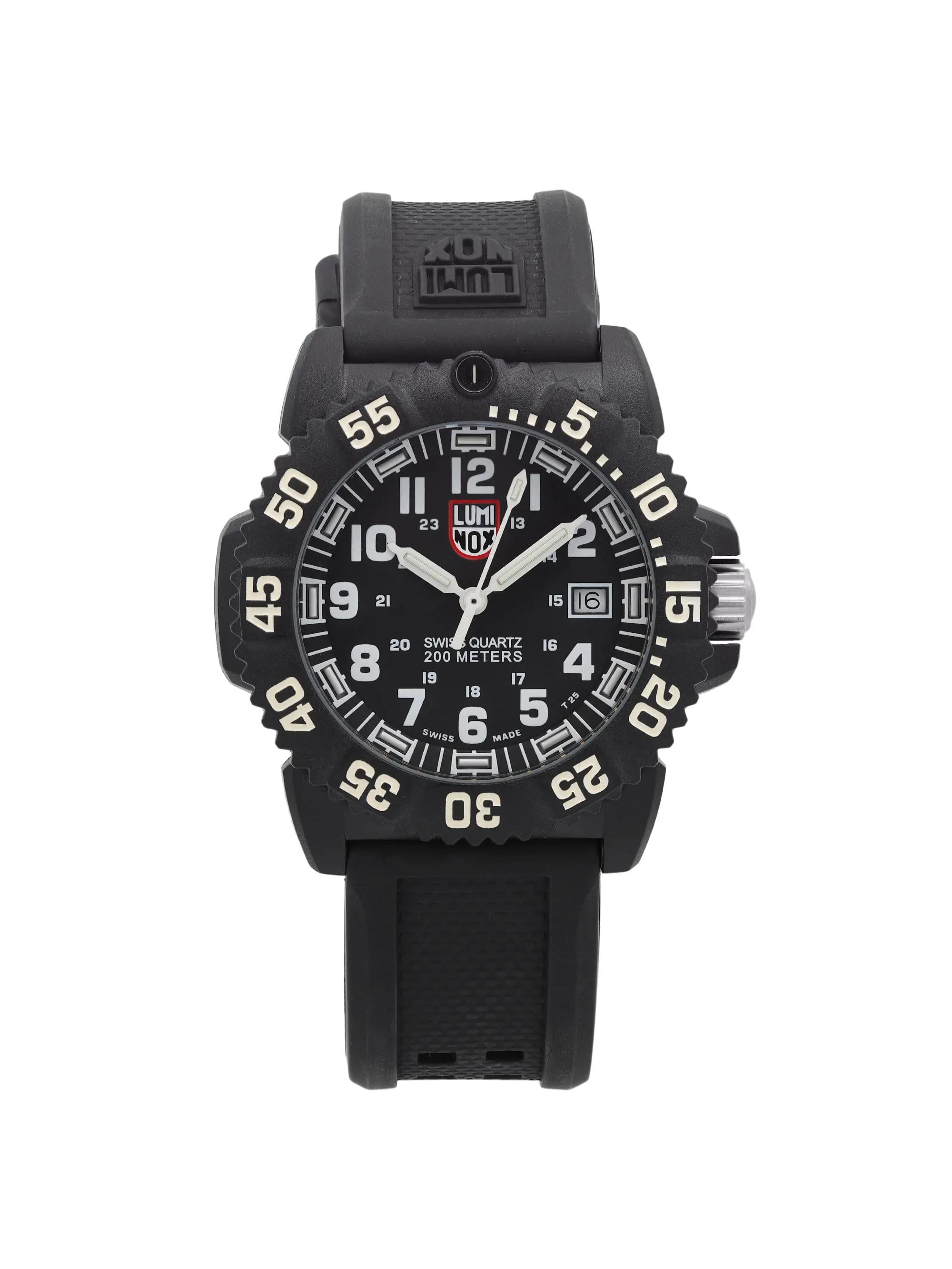 Pre-Owned Luminox Navy Seal Dive 44mm Quartz Mens Watch XS.3051.F (Good)