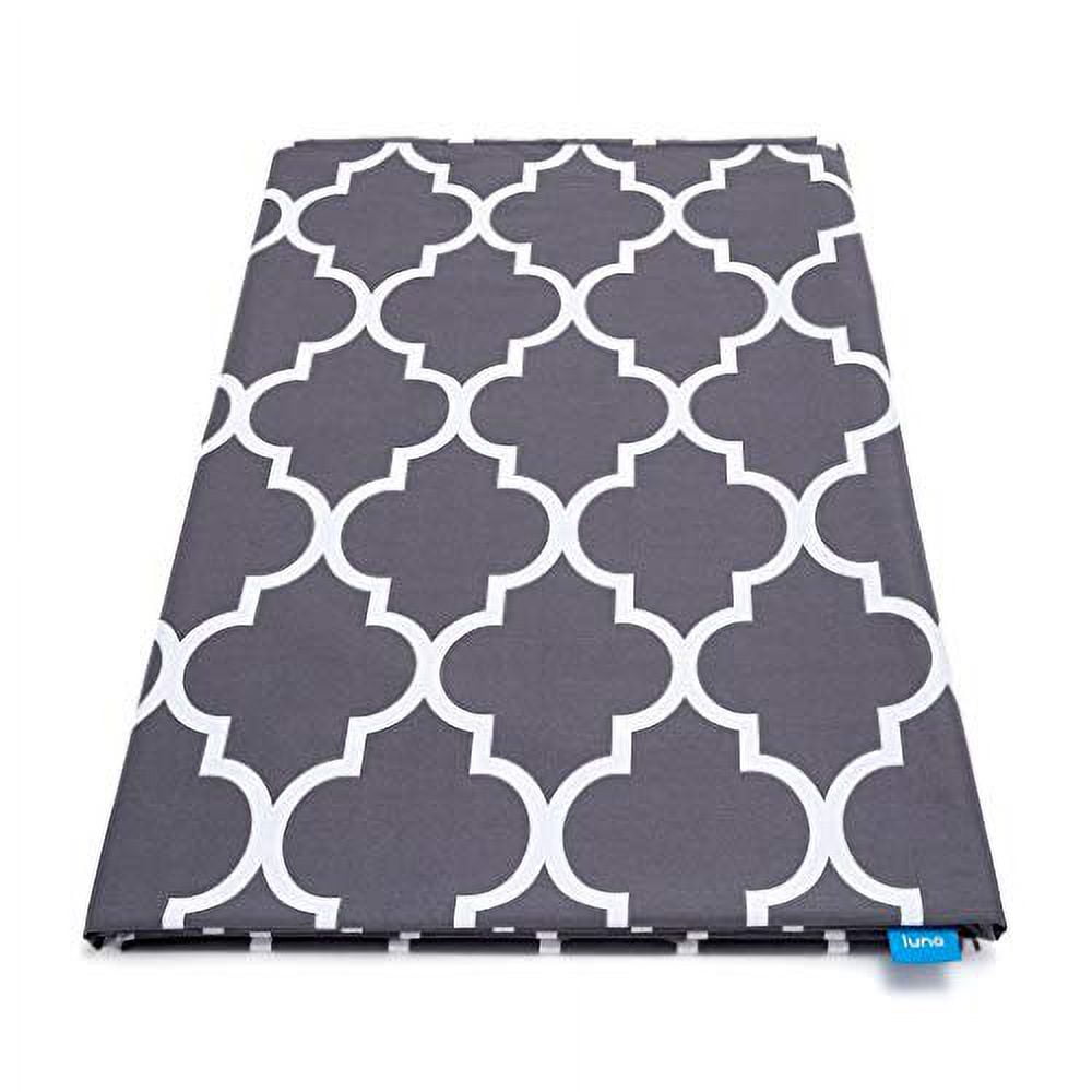Luna Adult Weighted Blanket, 60 x 80 Inch, 15 Lbs, Quatrefoil Silver, Queen