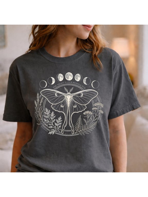 Luna Moth Moon Phase Shirt for Witchy Nature Lovers, Dark Cottagecore Botanical Tee,Lunar Moth Forest Aesthetic Gift, Vintage Birthday Gift