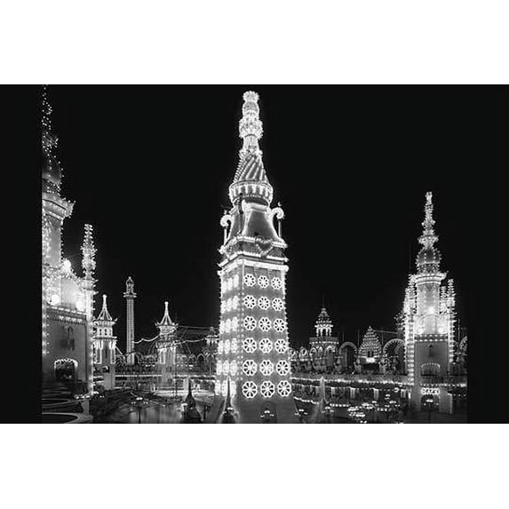 Luna Park at Night in Coney Island- Fine Art Canvas Print (20" x 30")