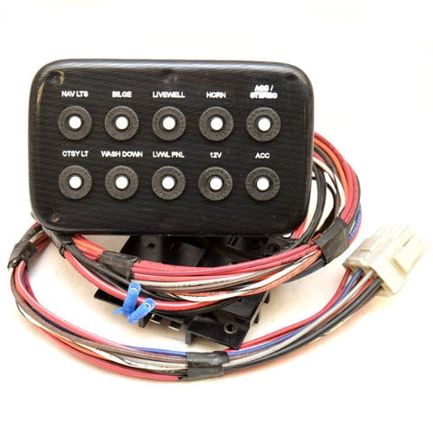 Lund Boat Breaker Panel 2077627 | 6 1/8 x 3 3/4 Inch Black