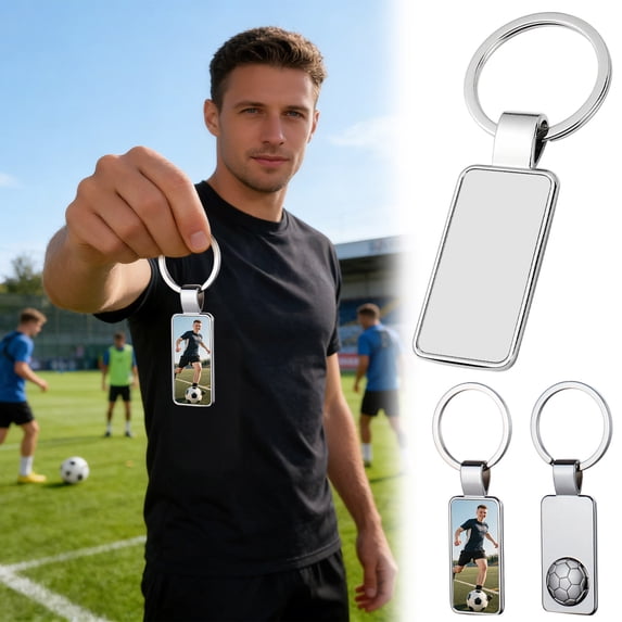 Lunxisen 1 Pcs Custom Photo Soccer Keychain Personalized Gift for Football Fans Coaches Sports Enthusiasts Engraved Present