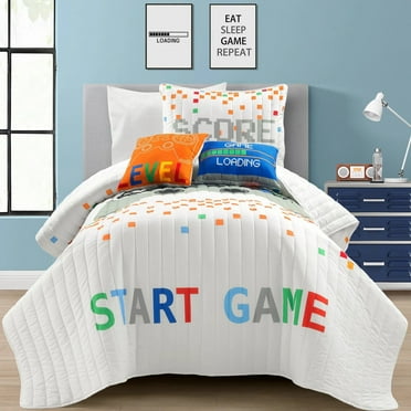 Lush D?cor Video Games Reversible Oversized Quilt White 4Pc Set Twin