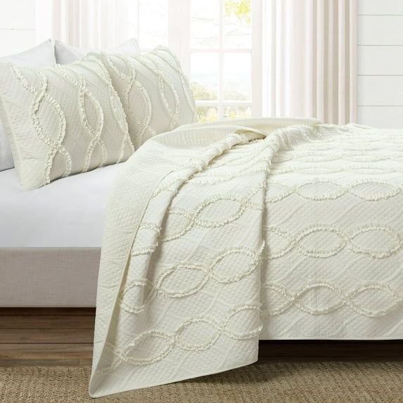 Lush Decor 100% Polyester Avon Textured Ruffle Quilt Ivory 3Pc Set King