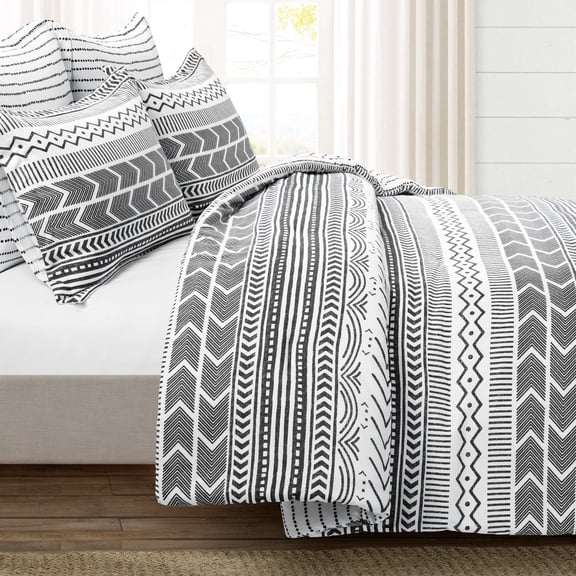 Lush Decor 100% Polyester Hygge Geo Reversible Comforter Black/White 5Pc Set King