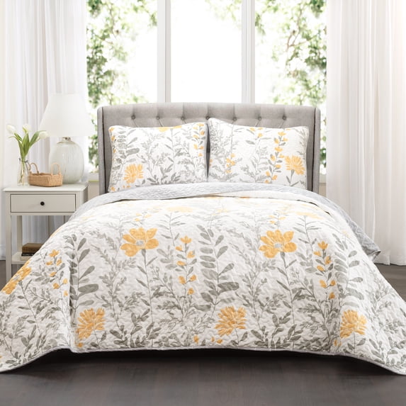 Lush Decor Aprile Soft Reversible Floral Quilt Set, 3 Piece Set, California King, Yellow & Gray-Beautiful Floral Bedding Set - California King Quilt - Spring Decor - Cottage & Farmhouse Bedroom Décor