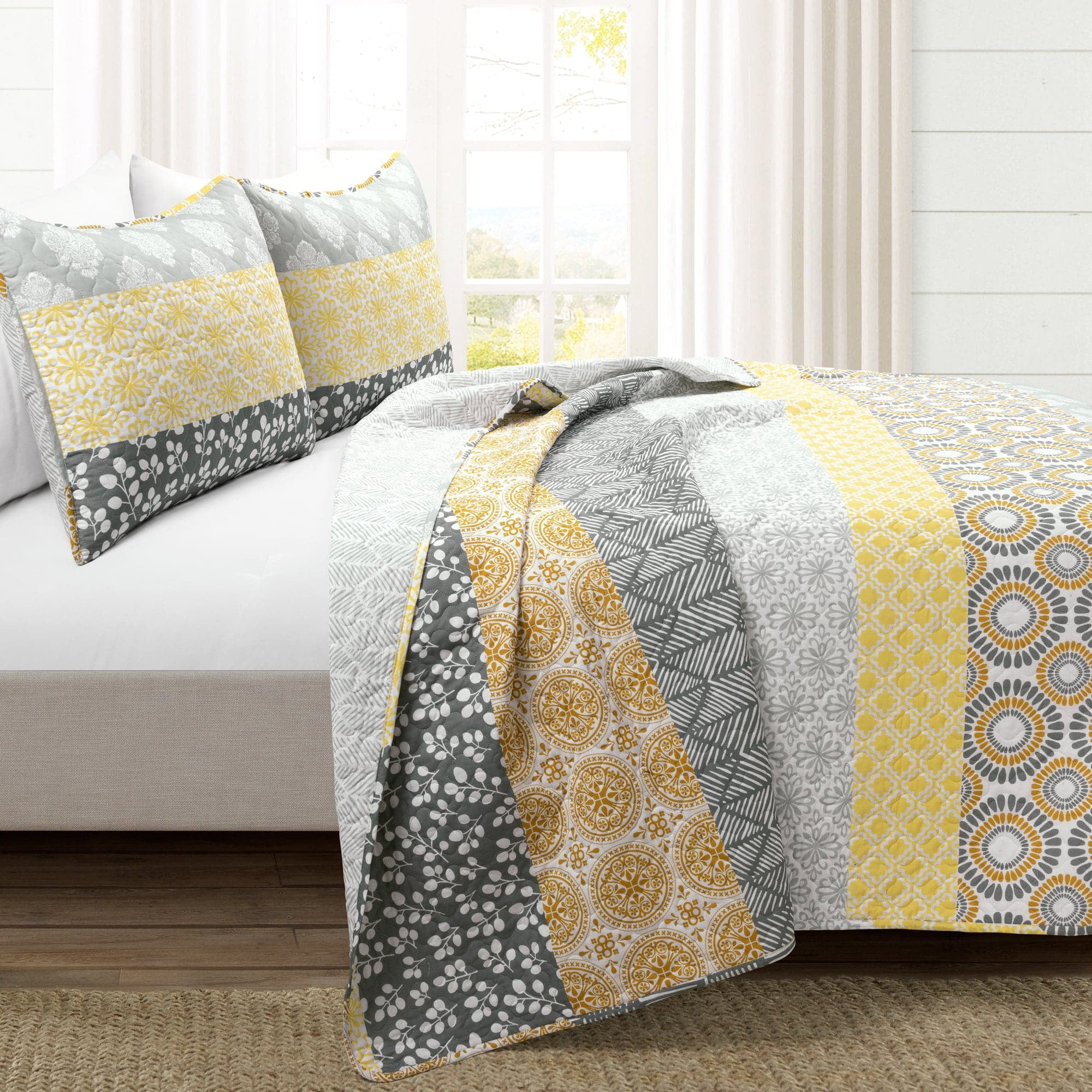 Lush Decor Bohemian Stripe Quilt Yellow/Gray 3Pc Set Cal King