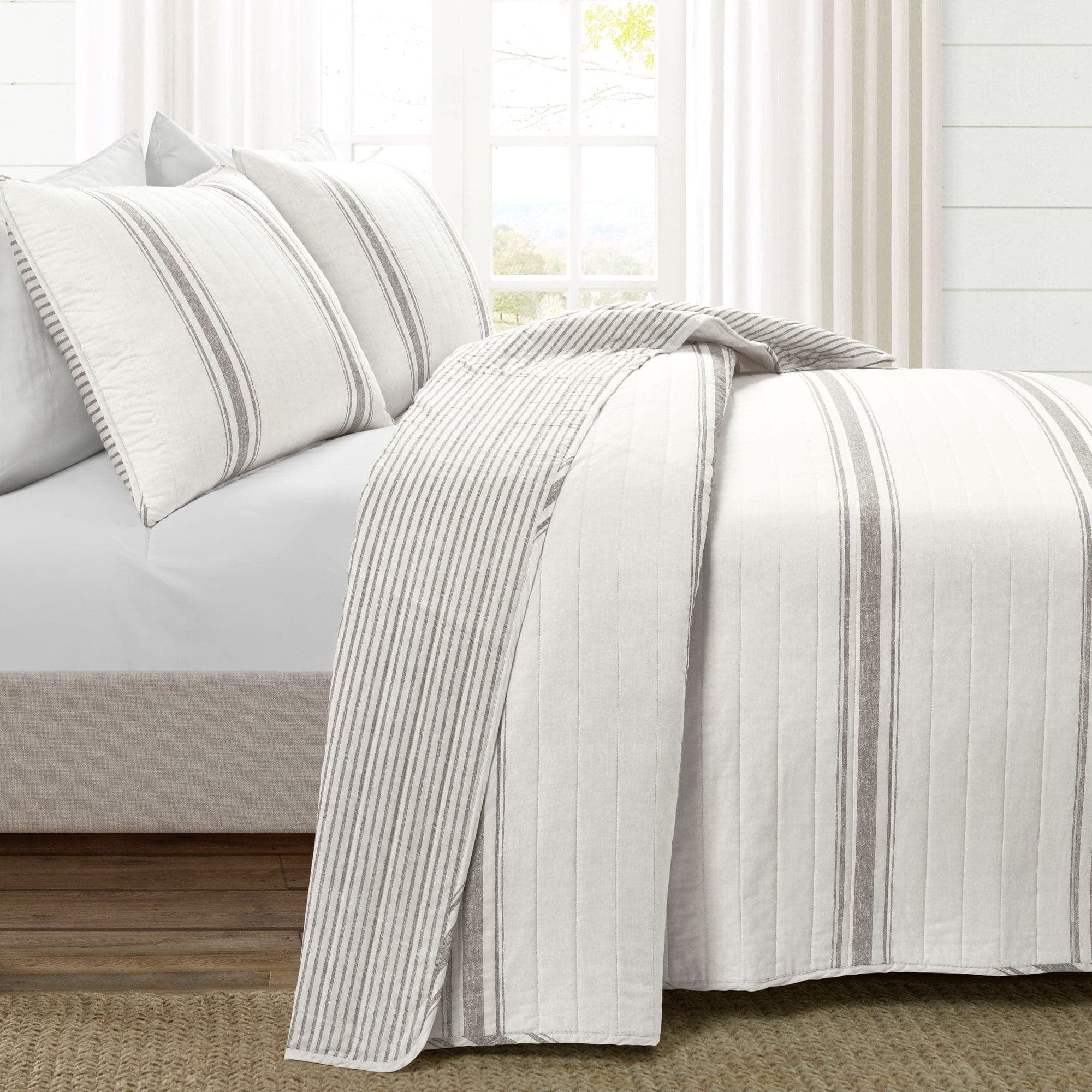 Gray Cotton King Reversible Farmhouse Quilt Set