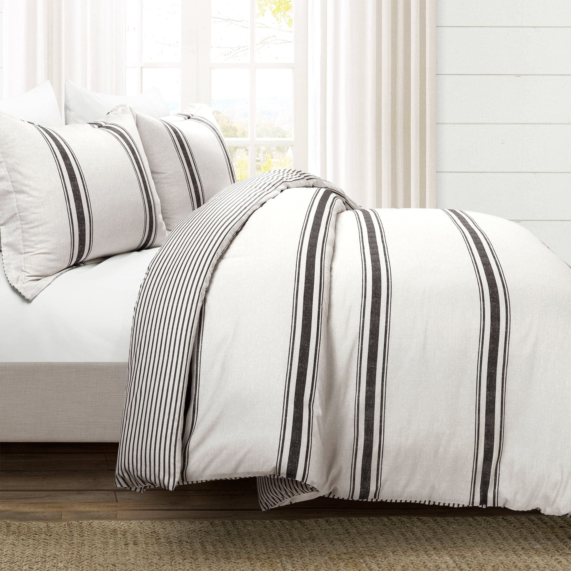 King Black and Cream Cotton Reversible Duvet Cover Set