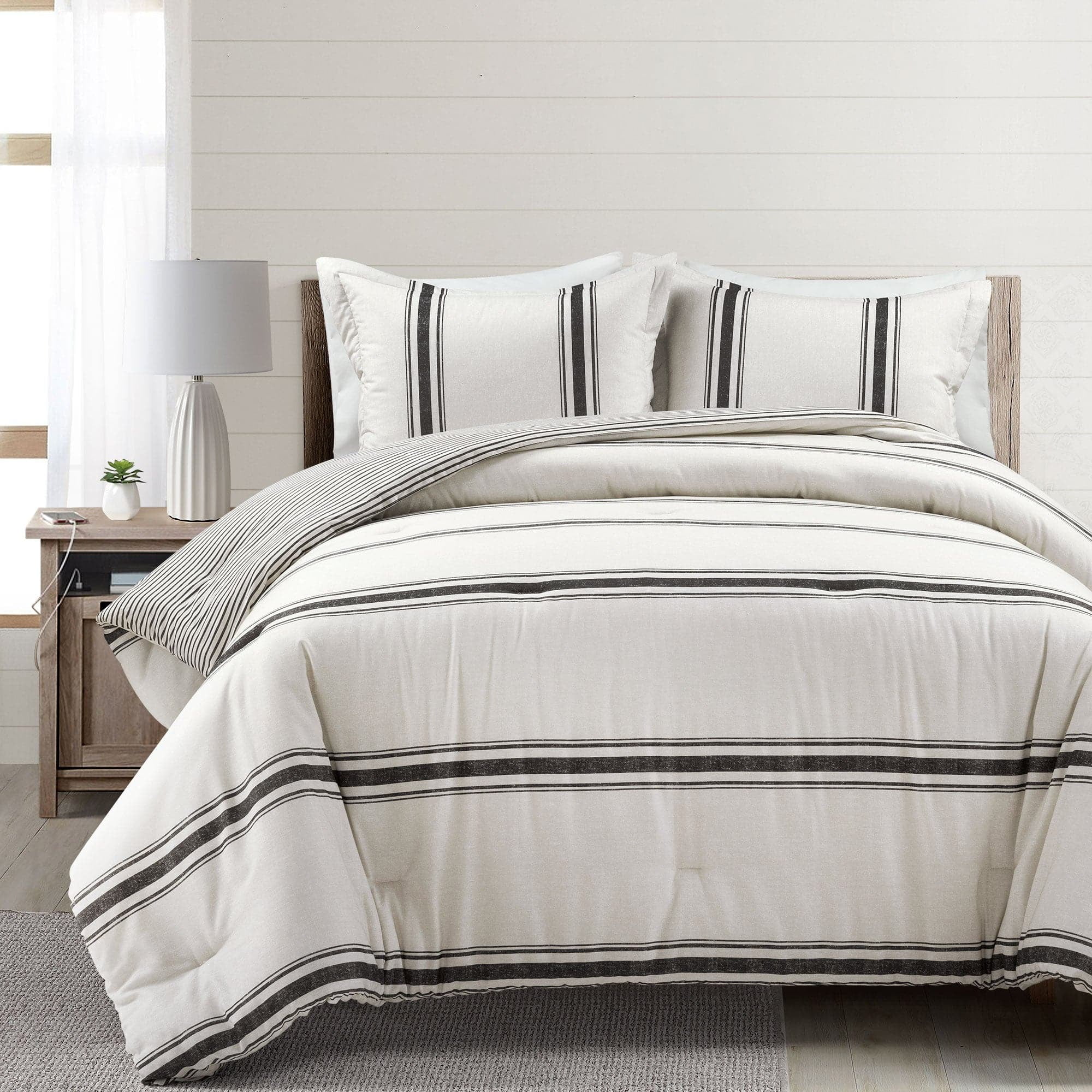 Full Black Cotton Reversible Comforter and Sham Set