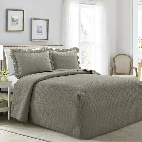 Lush Decor French Country Geo Ruffle Skirt Textured Tailored Drop Bedspread King, Dark Gray, 3-Pc Set