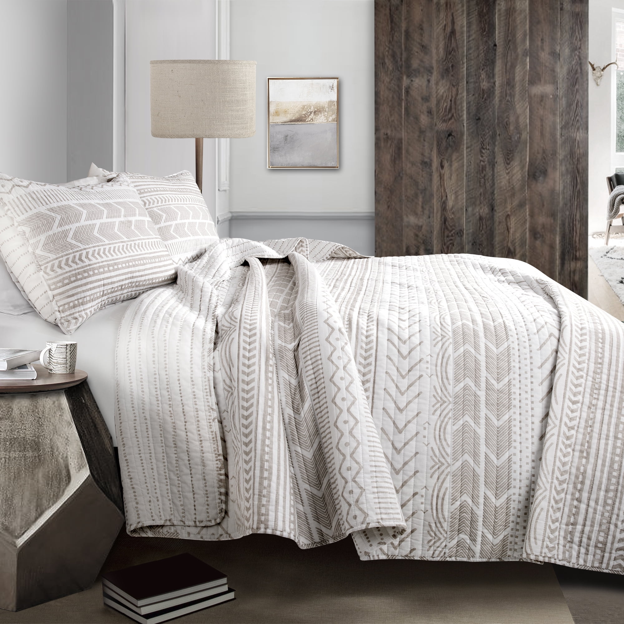 https://i5.walmartimages.com/seo/Lush-Decor-Hygge-Geo-Cotton-Reversible-Quilt-King-Geometric-Print-Taupe-White-3-pc-set-includes-1-Quilt-2-Pillow-Shams_96e6eca7-2ad3-4b21-8a66-f2acef2d22dc_2.6e438c7d085ac46a65a078bb0bf41343.jpeg